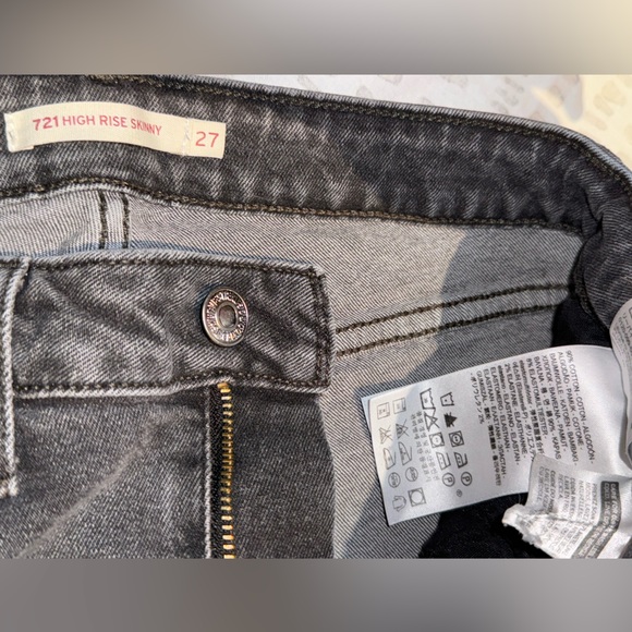 Levi’s 721 Ripped Knees High Rise Skinny - Distressed Washed Black - Size 27 - Picture 5 of 10